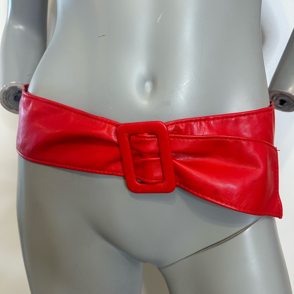 Chic Red Women's Belt with Square Buckle❤️S